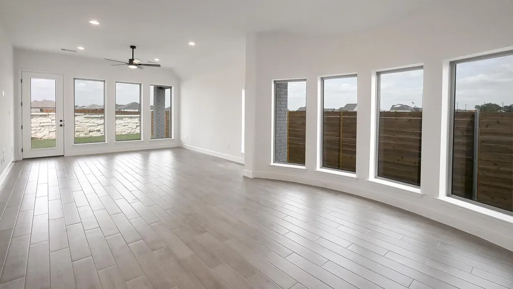 307 Watersong Bend Lockhart TX 78644
