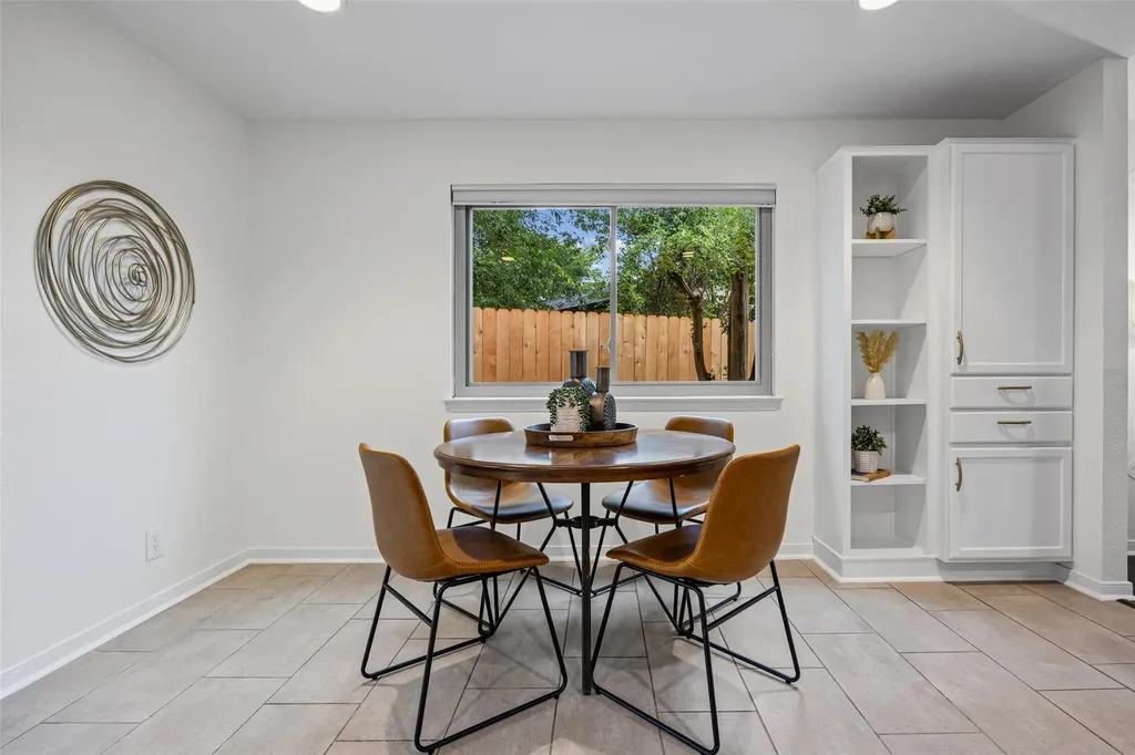 2306 Aldford Drive Austin TX 78745