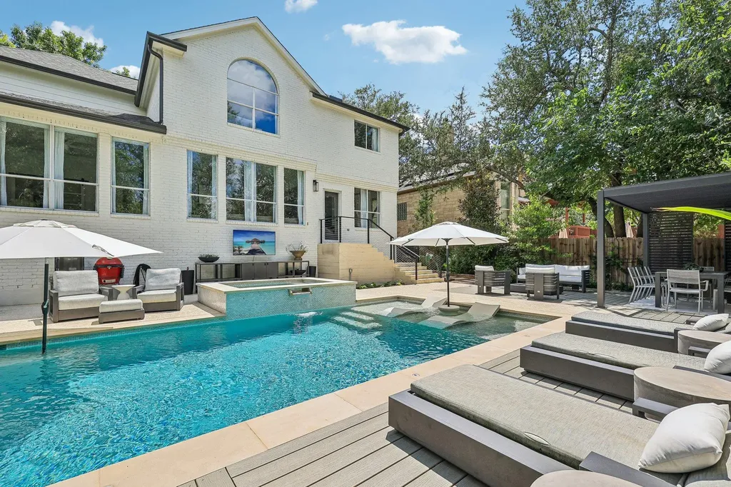 12000 Portobella Drive Austin TX 78732