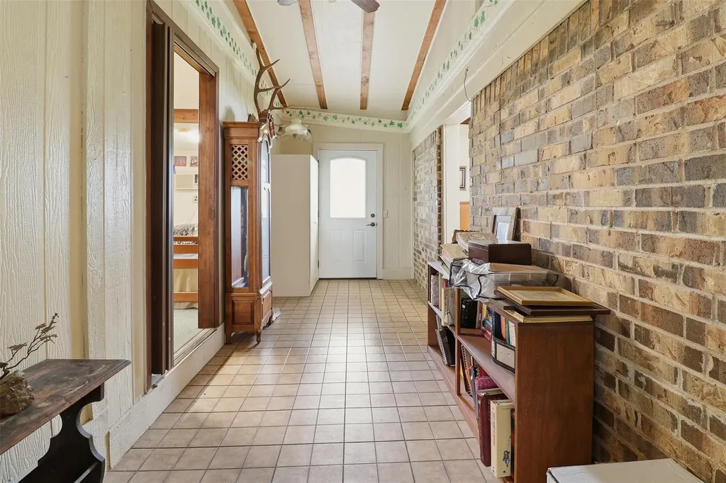 1412 Parkway Street Tow TX 78672
