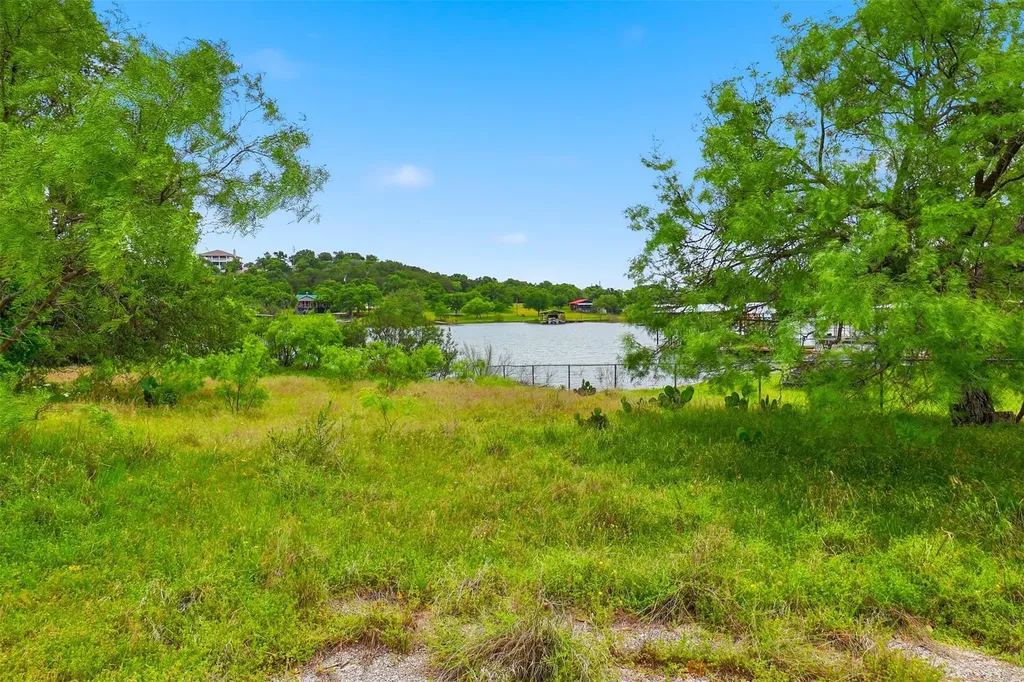 1412 Parkway Street Tow TX 78672