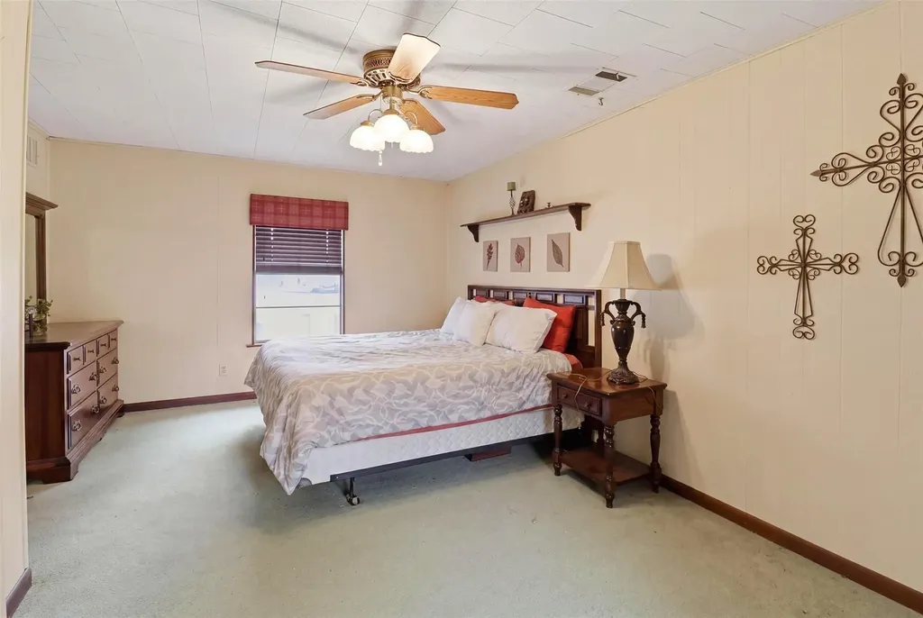 1412 Parkway Street Tow TX 78672