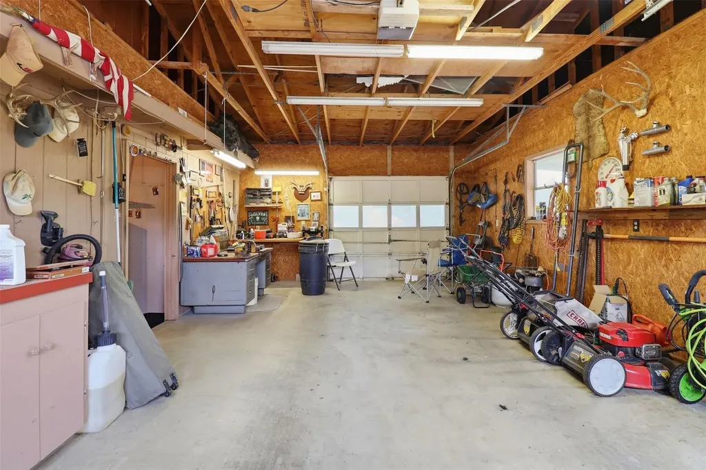 1412 Parkway Street Tow TX 78672