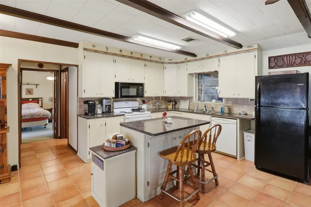 1412 Parkway Street Tow TX 78672