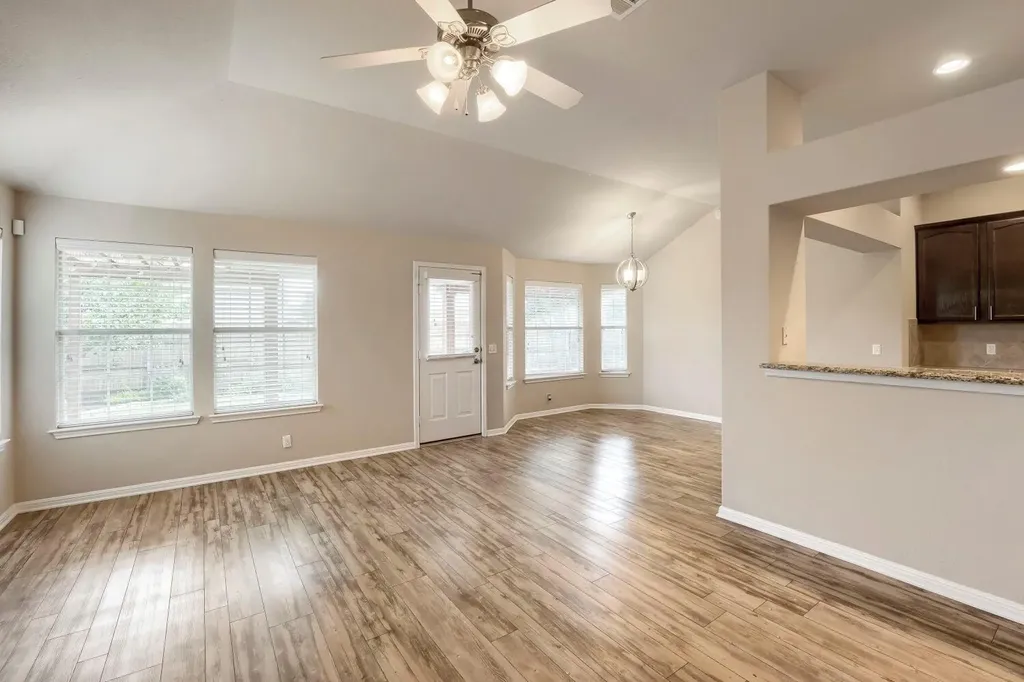 18828 Leigh Lane Pflugerville TX 78660