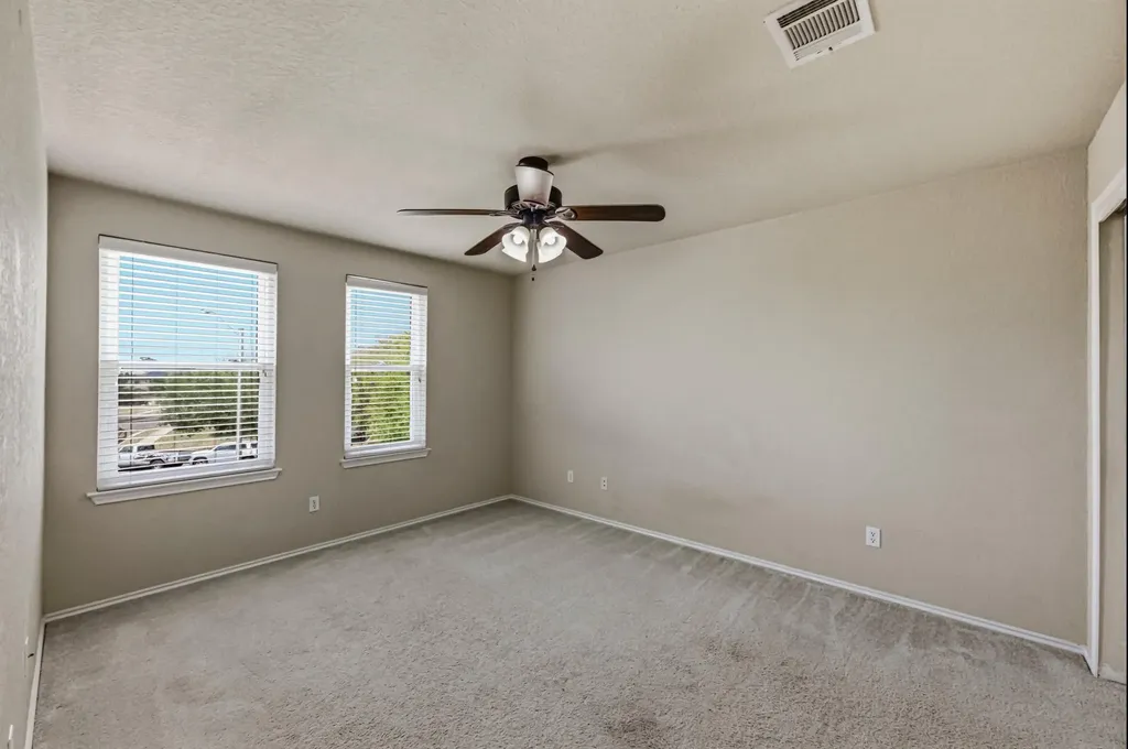 164 Regent Cove Kyle TX 78640