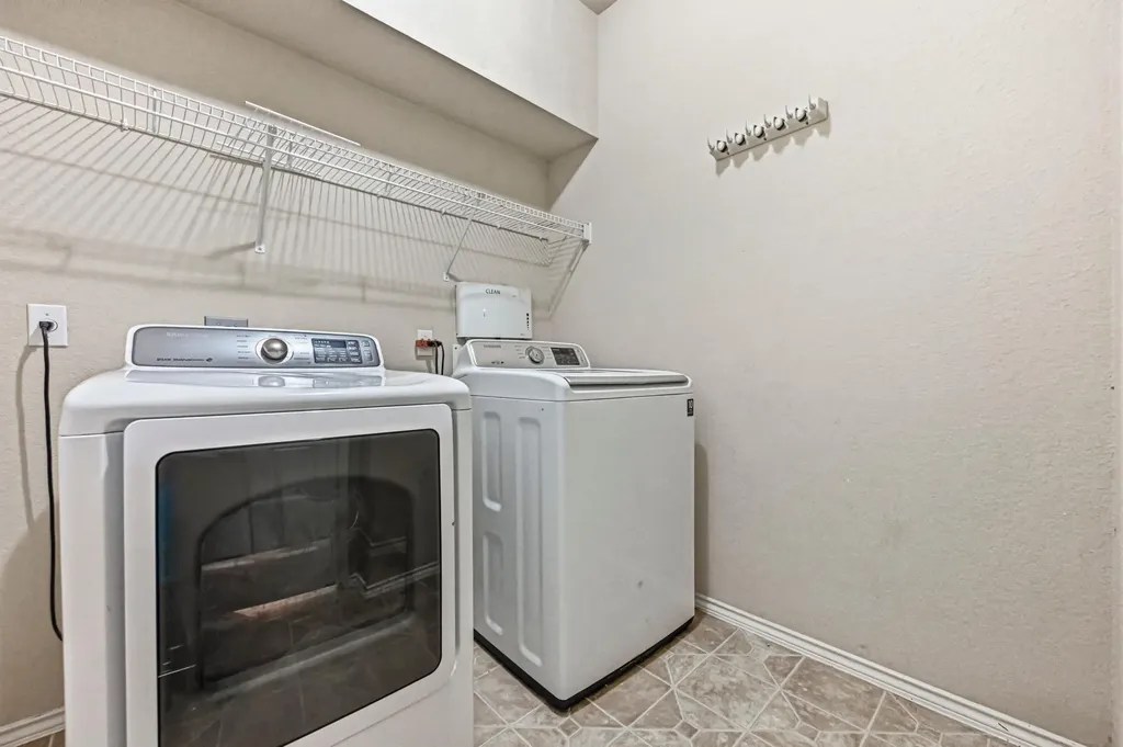164 Regent Cove Kyle TX 78640