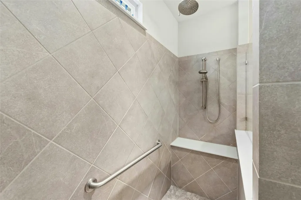811 Holiday Creek Lane Georgetown TX 78633