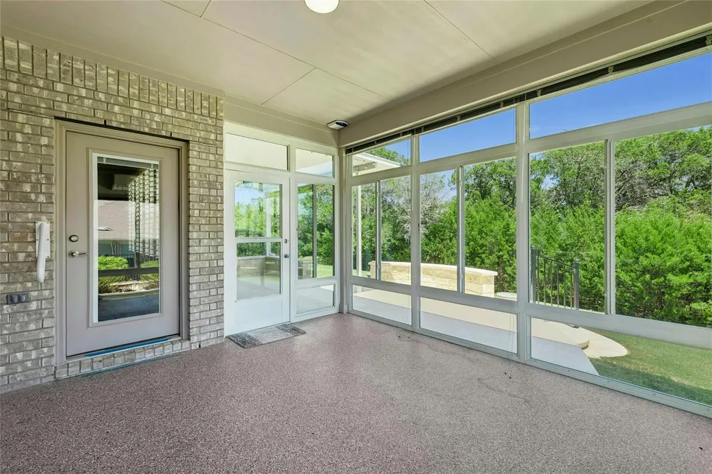 811 Holiday Creek Lane Georgetown TX 78633