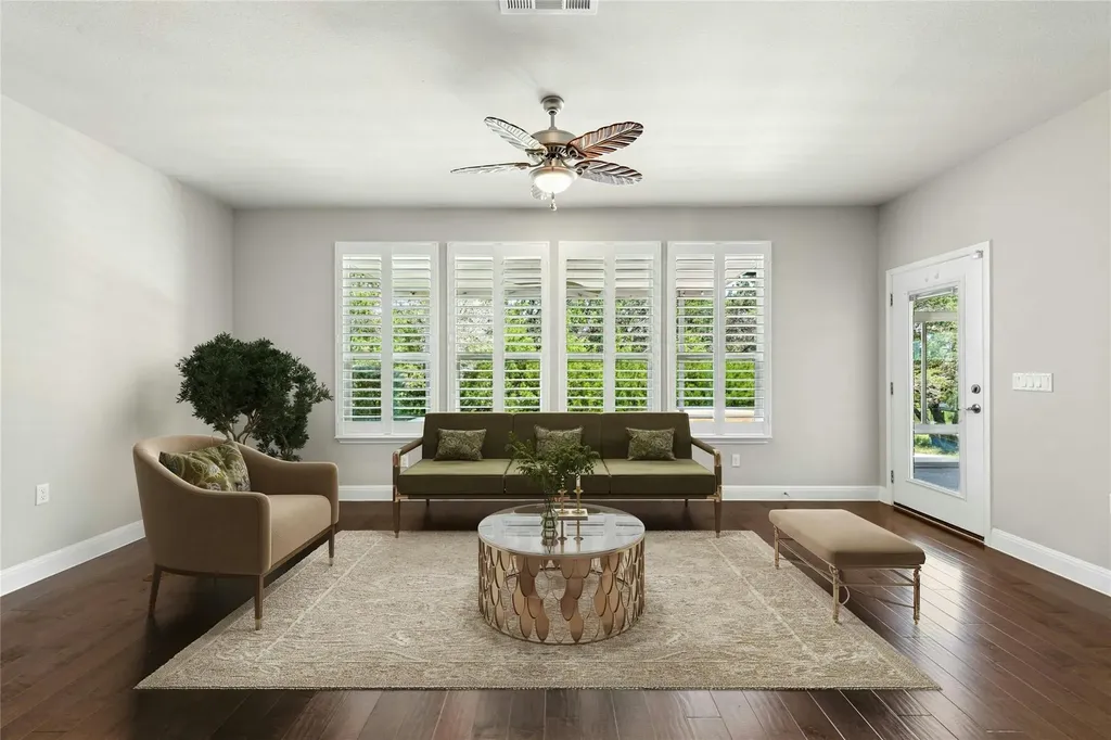 811 Holiday Creek Lane Georgetown TX 78633