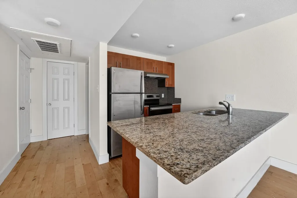 909 Reinli Street Austin TX 78751