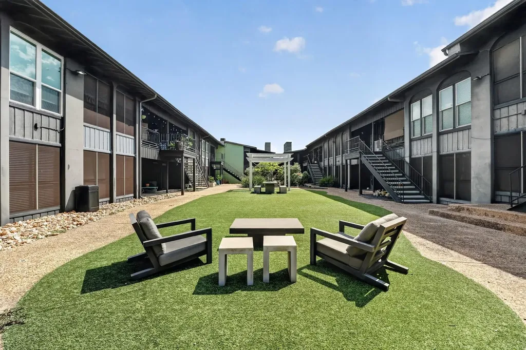 909 Reinli Street Austin TX 78751