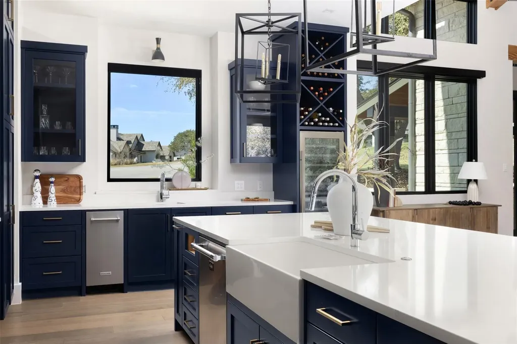 6037 W Verandero Court Austin TX 78738