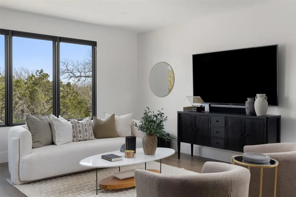 6037 W Verandero Court Austin TX 78738
