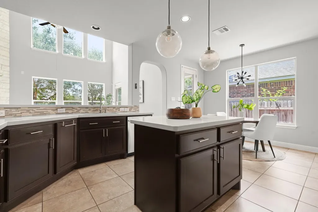 10624 Desert Willow Loop Austin TX 78748