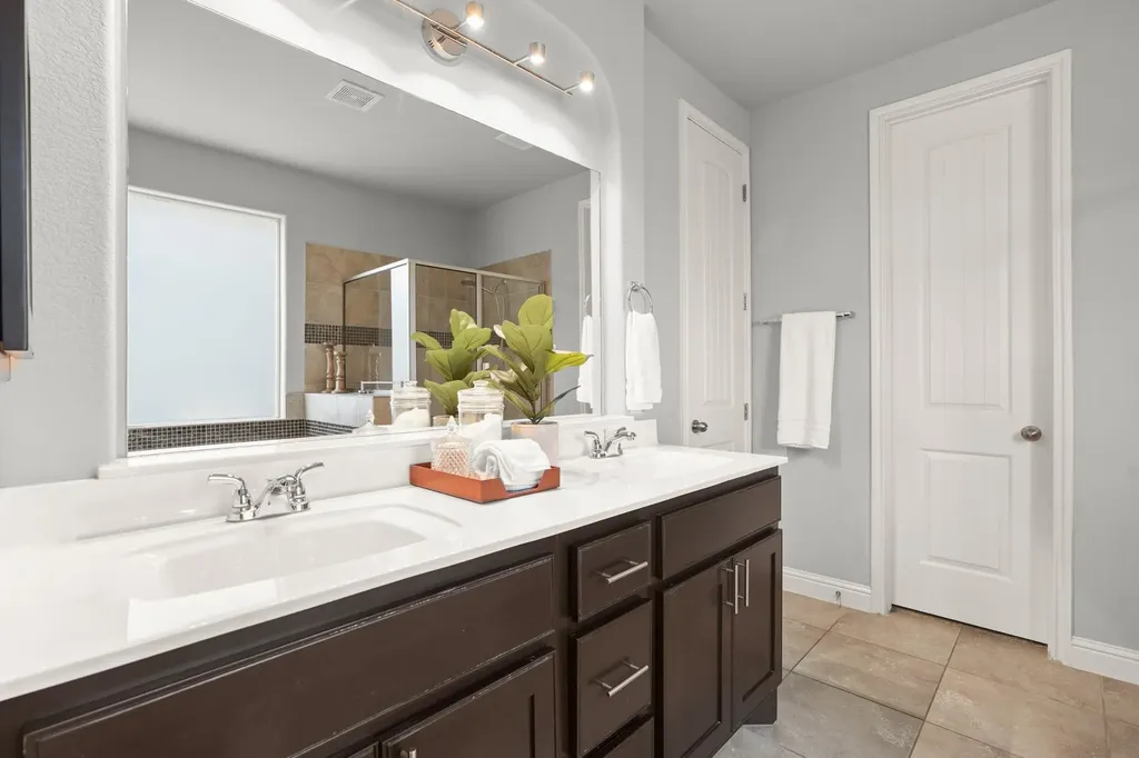 10624 Desert Willow Loop Austin TX 78748