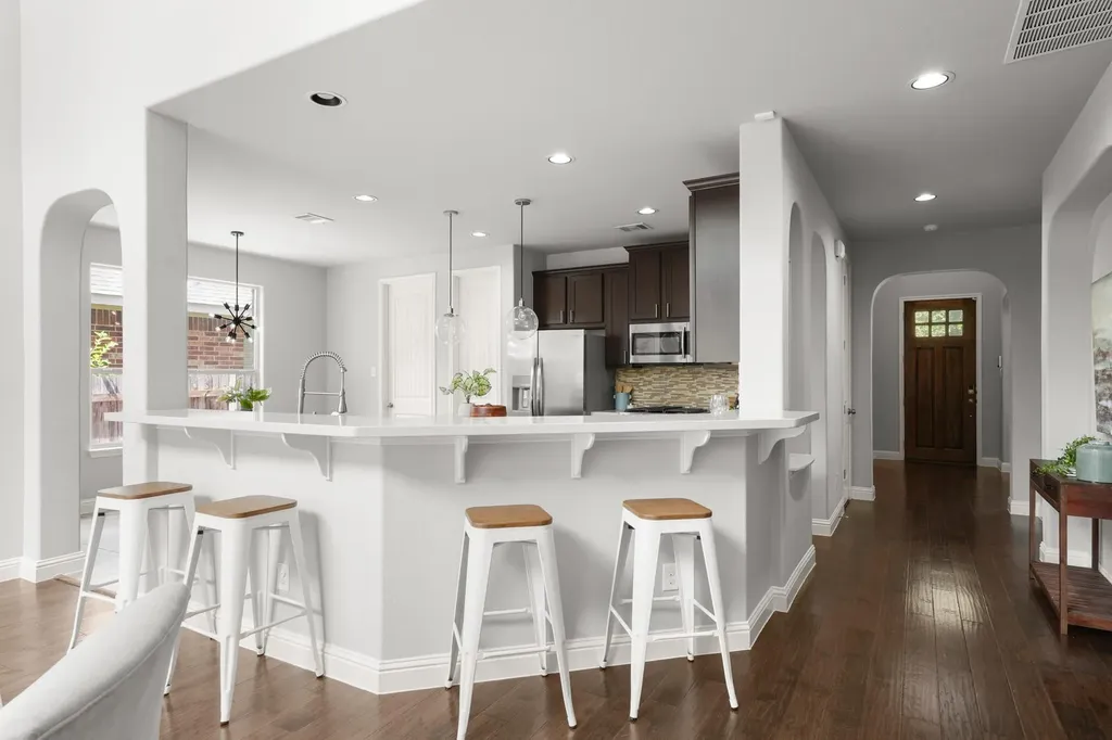 10624 Desert Willow Loop Austin TX 78748