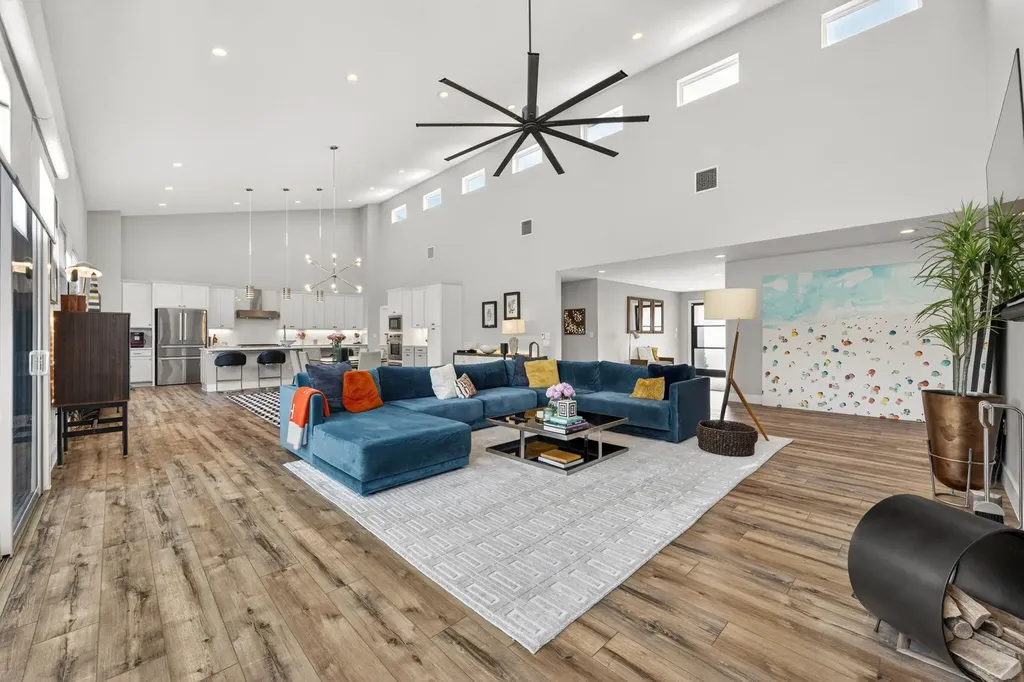 Lago Vista TX, 3501 Constitution Drive