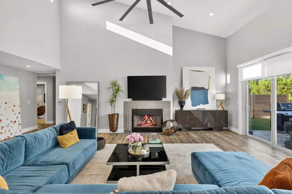 3501 Constitution Drive Lago Vista TX 78645