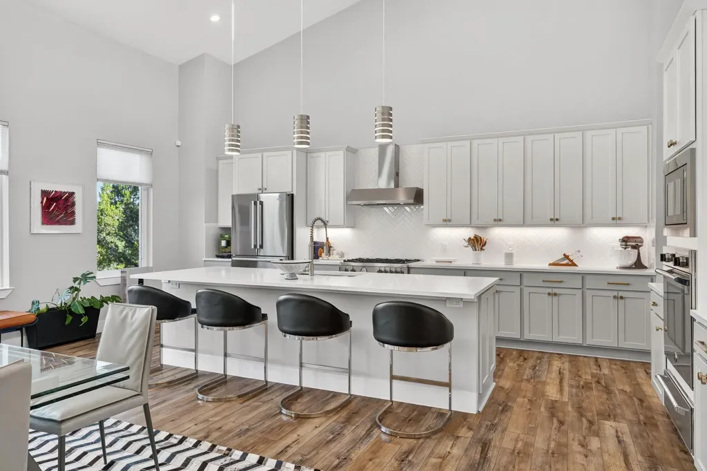 3501 Constitution Drive Lago Vista TX 78645