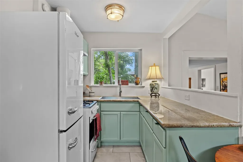 3302 Cherrywood Road Austin TX 78722
