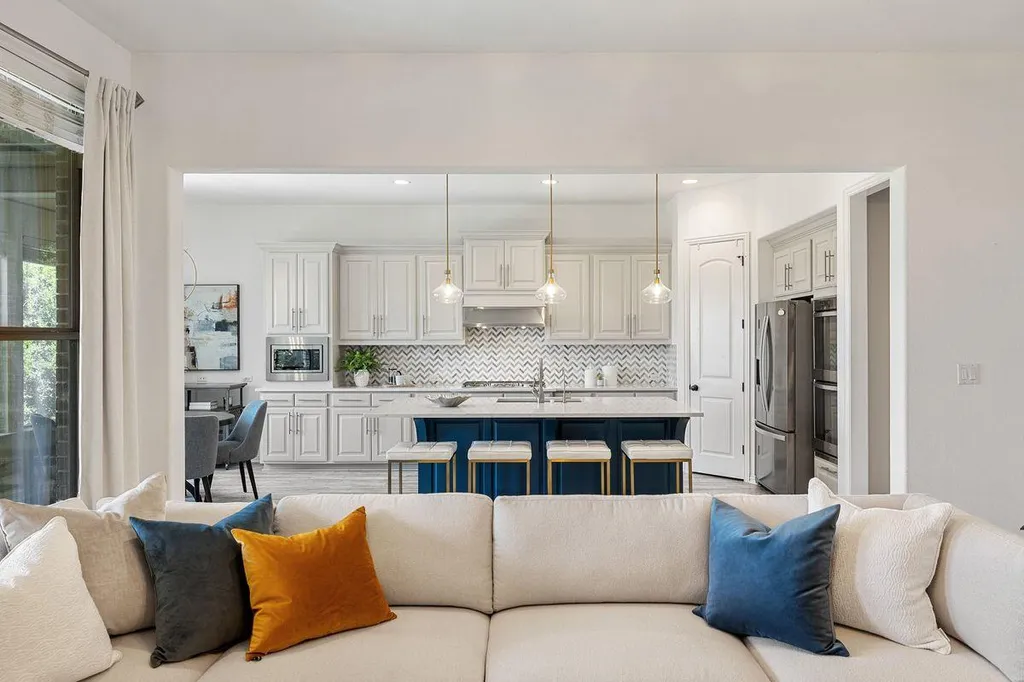 8804 Flycatcher Court Austin TX 78738