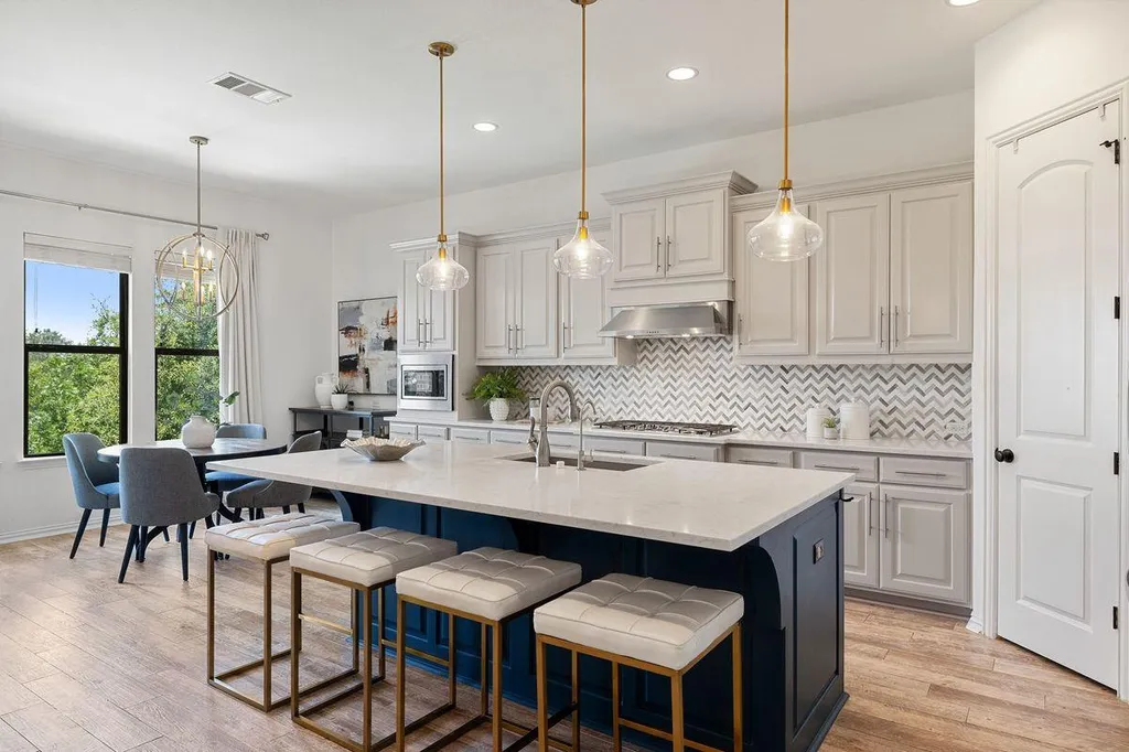 8804 Flycatcher Court Austin TX 78738
