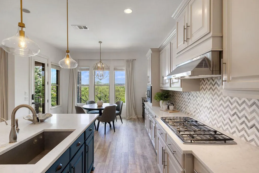 8804 Flycatcher Court Austin TX 78738