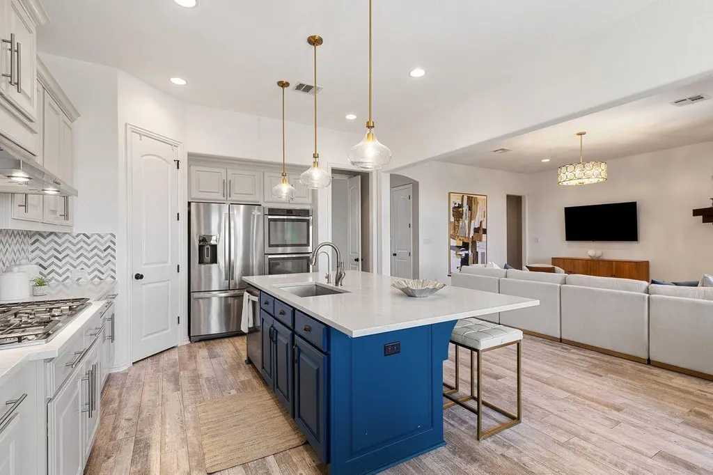 8804 Flycatcher Court Austin TX 78738