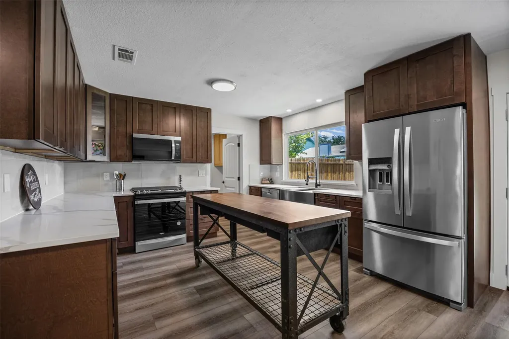 3802 Hawkshead Drive Austin TX 78727