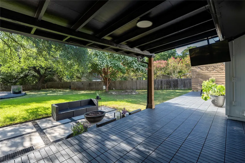 407 Canyon Wren Drive Buda TX 78610