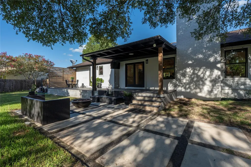 407 Canyon Wren Drive Buda TX 78610