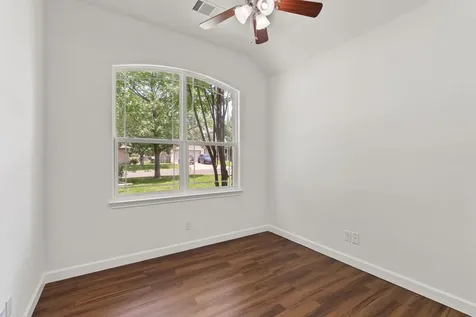 417 Spyglass Street Meadowlakes TX 78654