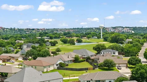 417 Spyglass Street Meadowlakes TX 78654