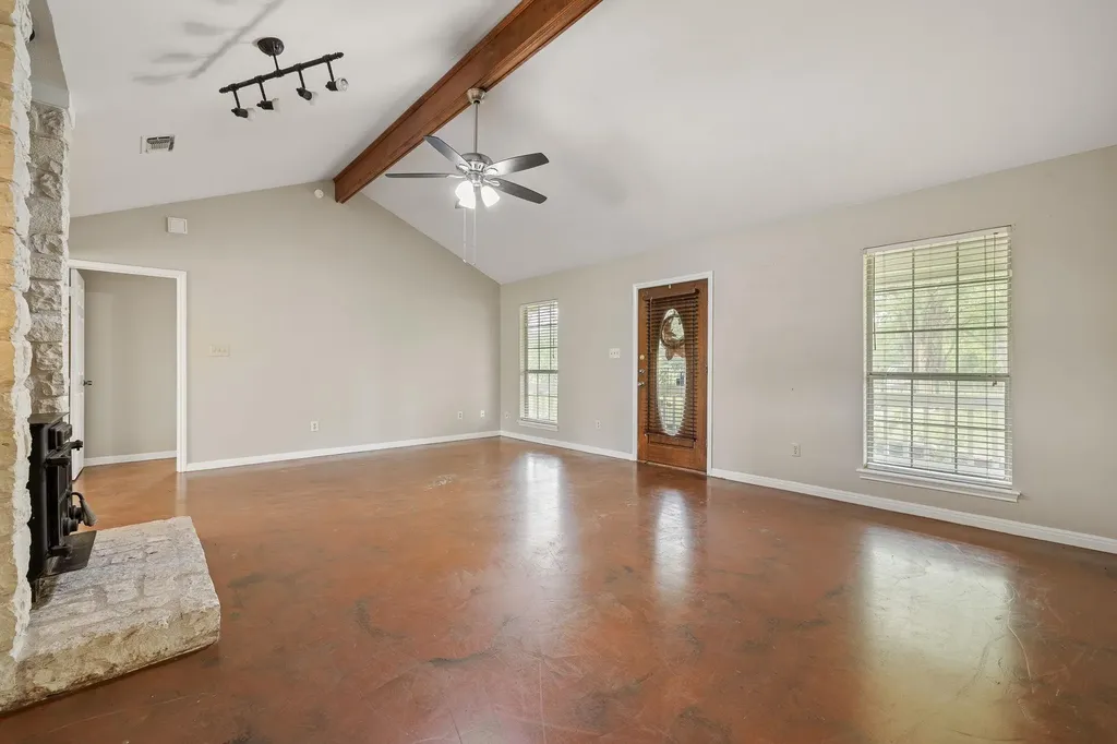 4265 County Road 123 Round Rock TX 78664