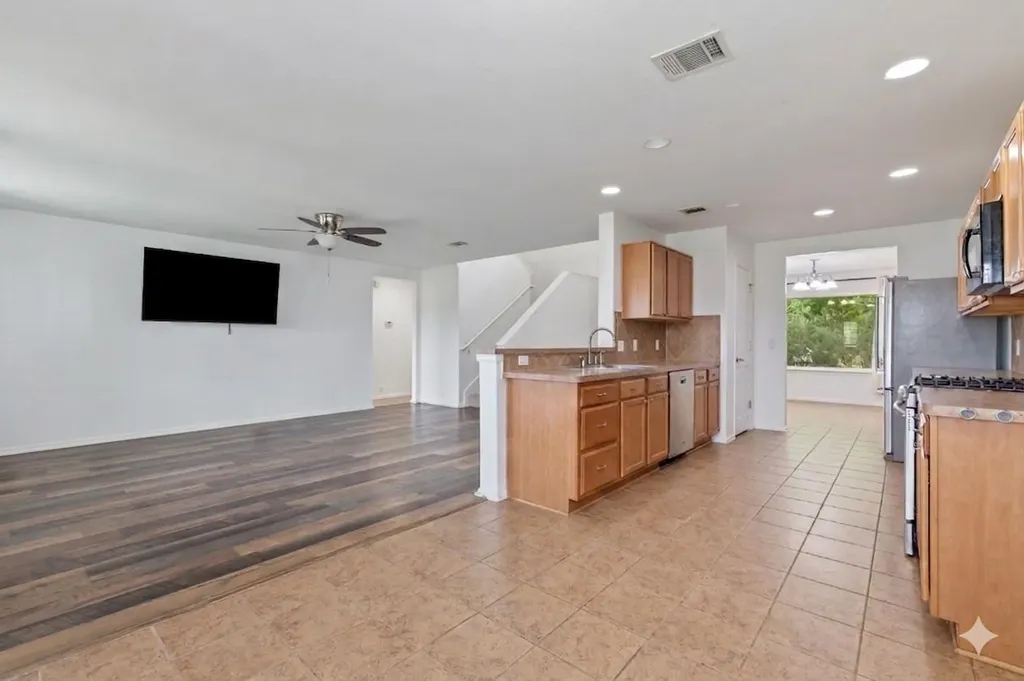1121 Sweet Gum Drive Kyle TX 78640