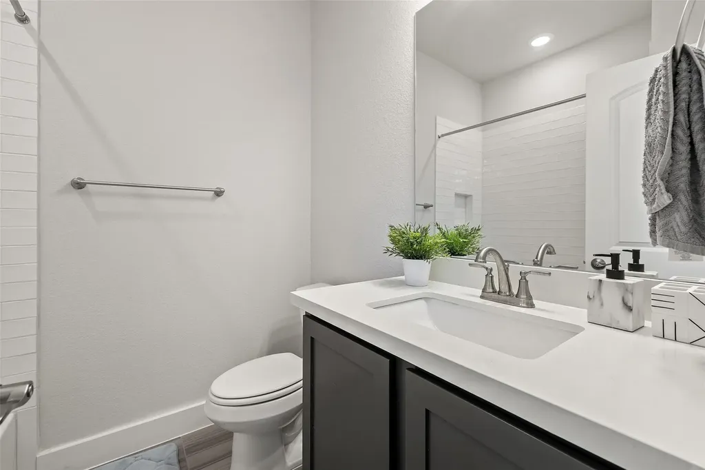 16813 Roselin Drive Austin TX 78738