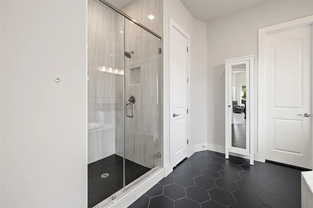 16813 Roselin Drive Austin TX 78738