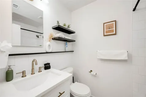 2516 Friar Tuck Lane Austin TX 78704