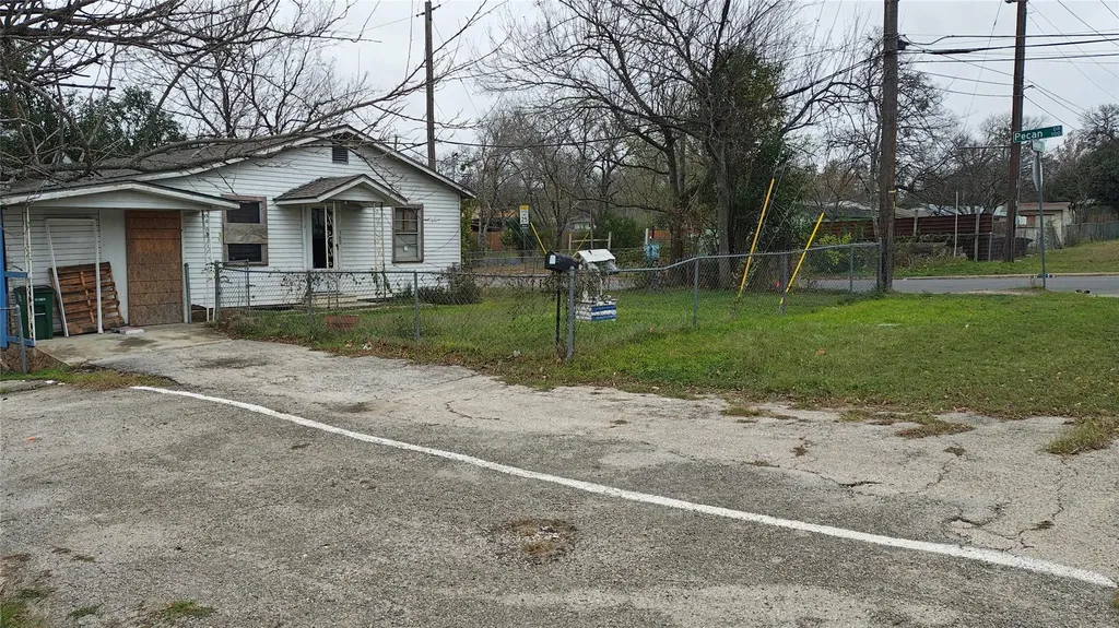 8611 Georgian Drive Austin TX 78753