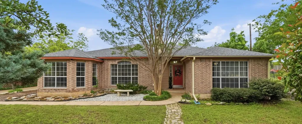 21142 Northland Drive Lago Vista TX 78645