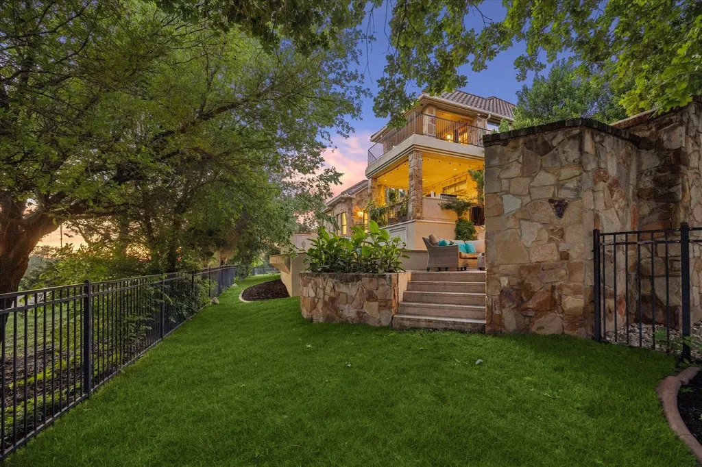 11805 Ranchview Court Austin TX 78732