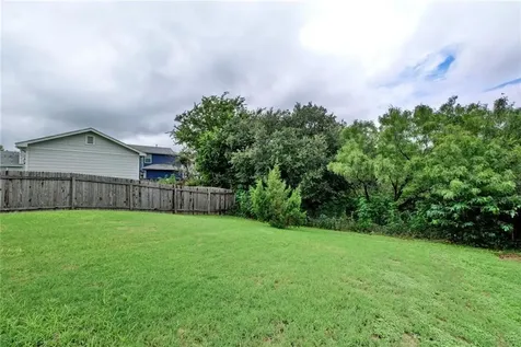 13905 Briarcreek Loop Manor TX 78653