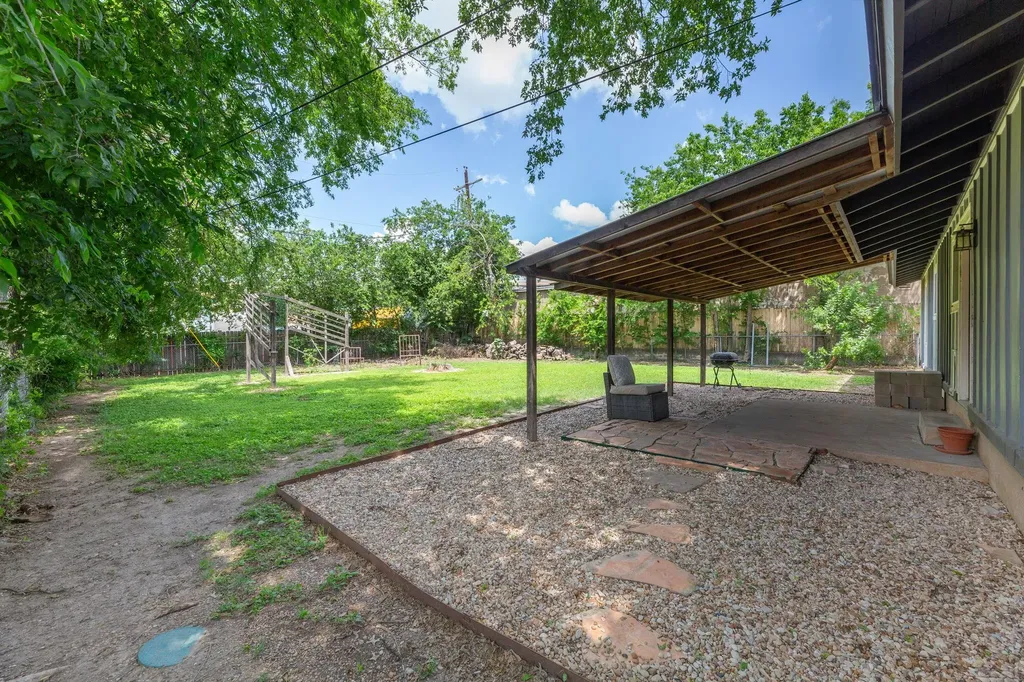 1500 Fairfield Drive Austin TX 78757