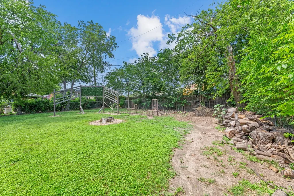 1500 Fairfield Drive Austin TX 78757