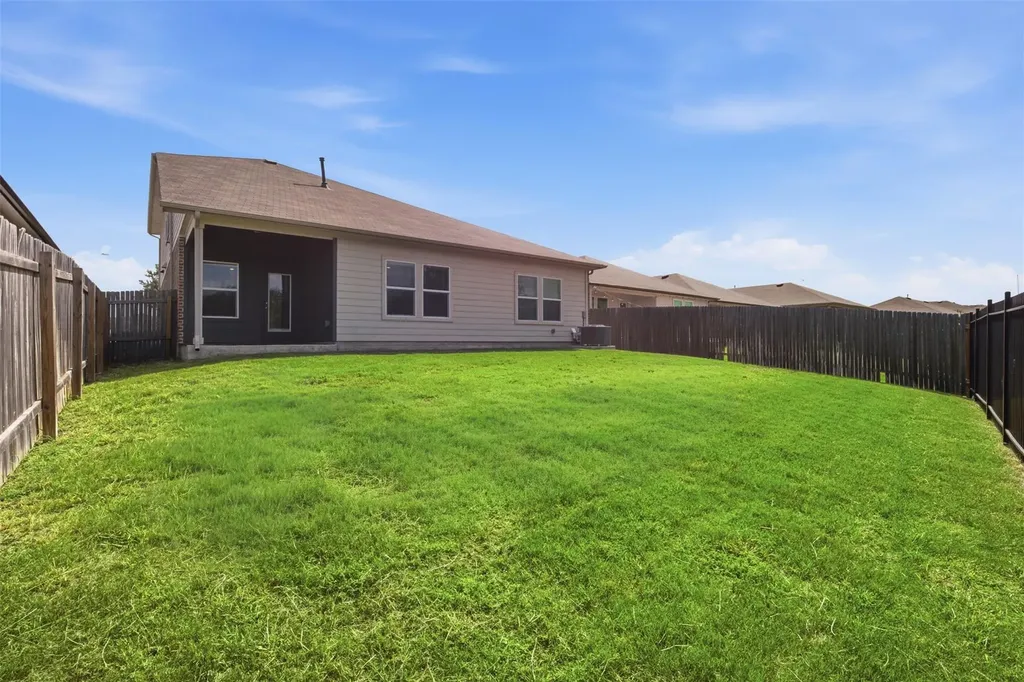 19924 Ann Richards Avenue Manor TX 78653