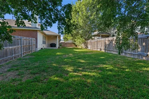 902 Lavender Cove Pflugerville TX 78660