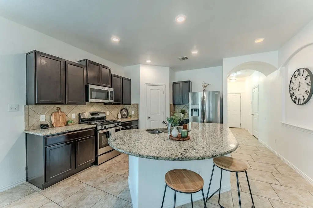188 Shale Circle Buda TX 78610