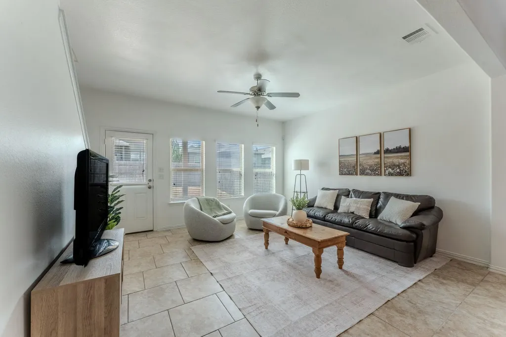 188 Shale Circle Buda TX 78610