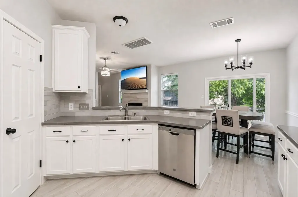 504 Chaparral Drive Leander TX 78641